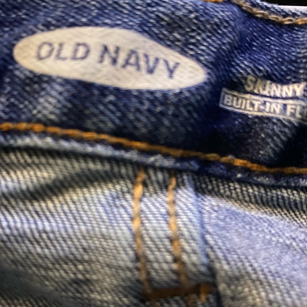 Old Navy men’s skinny flex jeans.